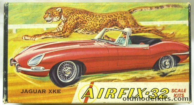 Airfix 1/32 Jaguar XKE Convertible - Craftmaster Issue, C2-50 plastic model kit